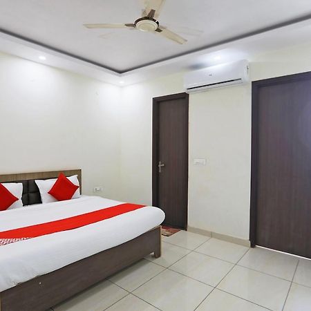 Hôtel Oyo 48501 Dayal Regency à Hapur Extérieur photo