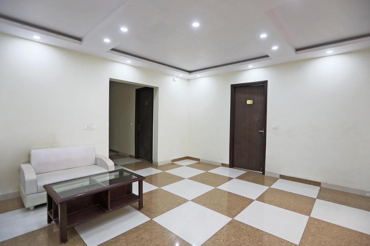 Hôtel Oyo 48501 Dayal Regency à Hapur Extérieur photo